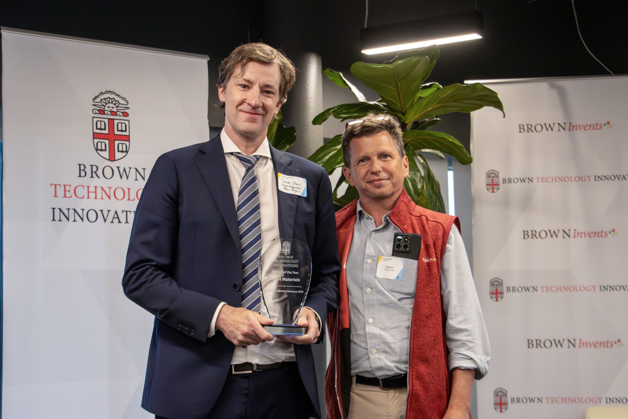 Derek Stein accepts the award